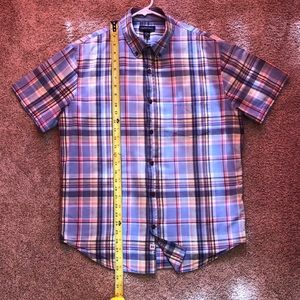 Lands End Mens L 100% cotton button down short sleeve shirt